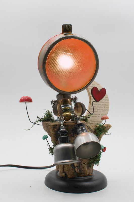 Robot lampada da tavolo stile Robot lampada da tavolo stile "ROMANTICO" fatta a mano