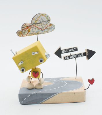 DIORAMA scultura luminosa. Lampada di legno a batteria stile robot fatto a mano