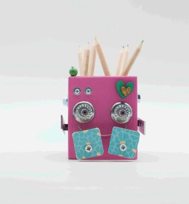 Portapenne a forma di robot Rosa fatto a mano