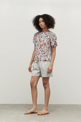 Grade & Gather: Floral Back Tie Puff Sleeve Blouse