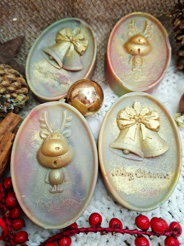 Christmas Merry Bells - Pine