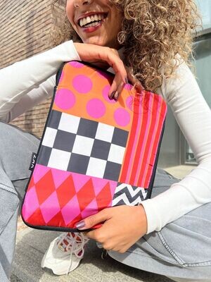 Fuchsia Fiesta Tablet Cover