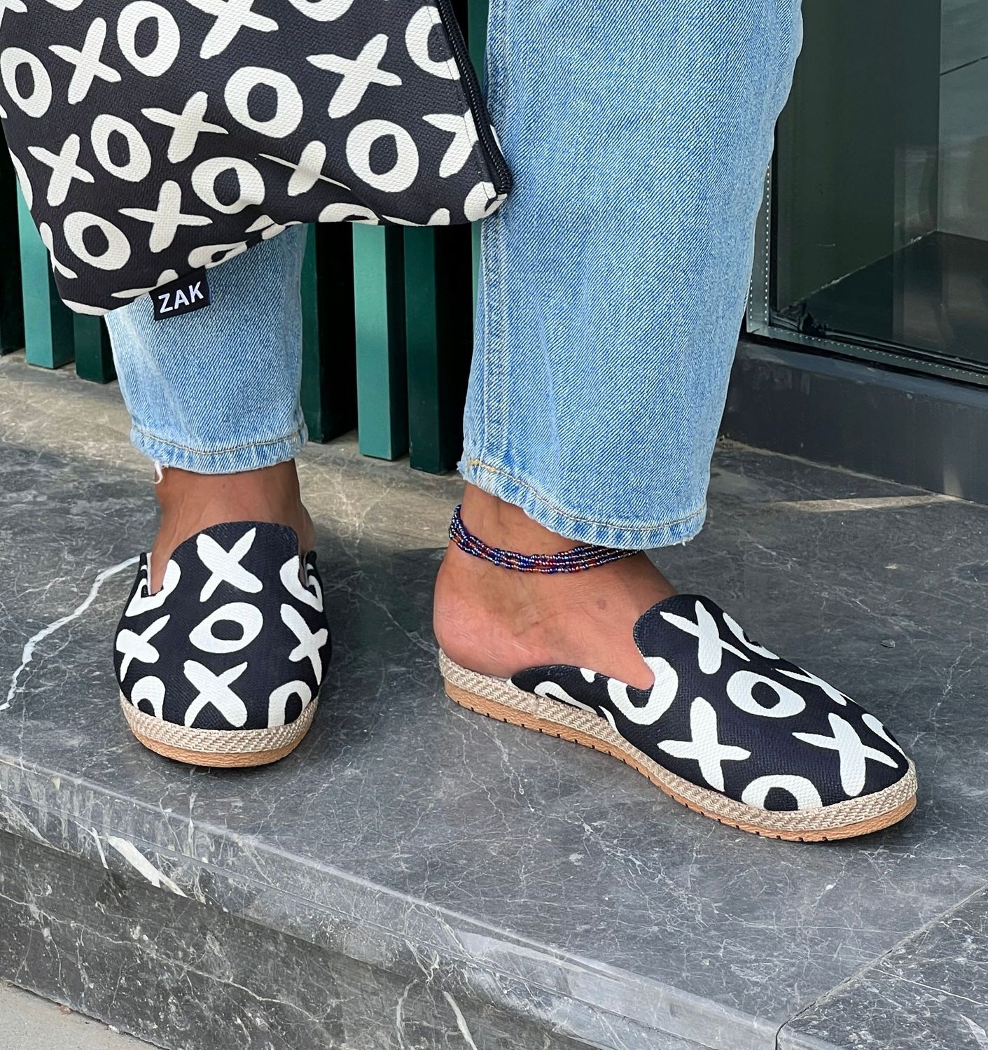 XO Mules