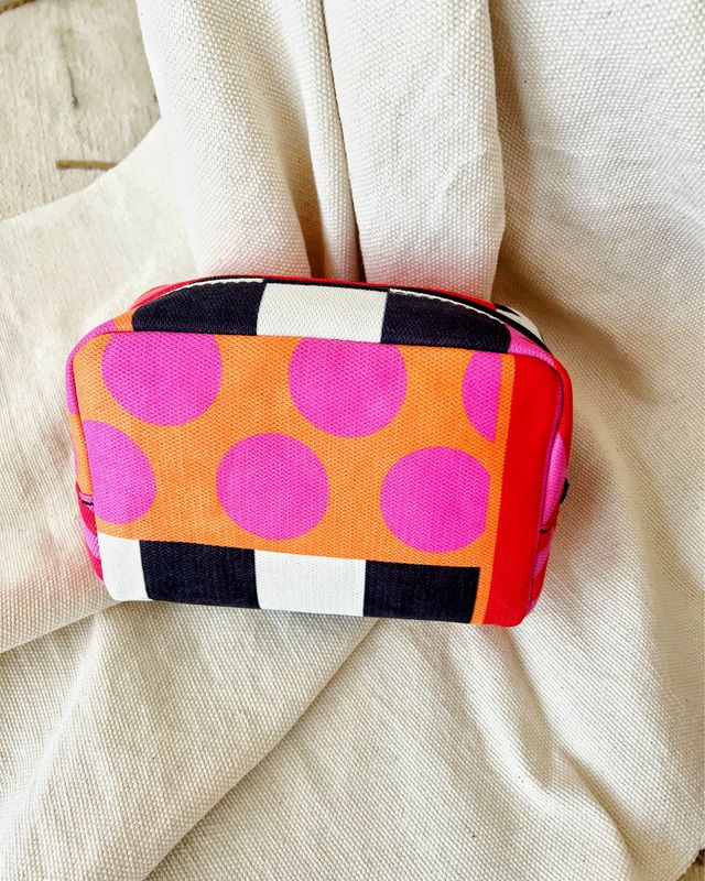 Fuchsia Fiesta Makeup Bag