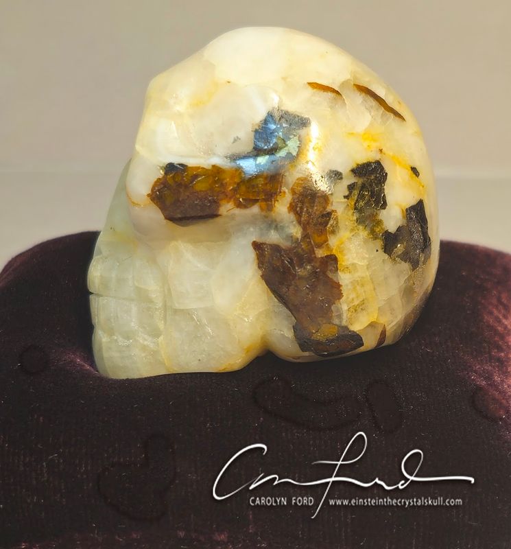 CRYOLITE Einstein Imprinted Skull, from Greenland.  'BOONE".