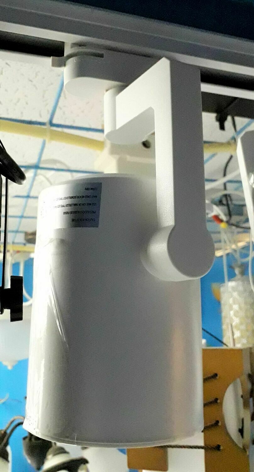 TRACK LIGHT