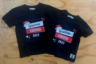 Custom Kids Geseënde Kersfees 2023_Black T-Shirt