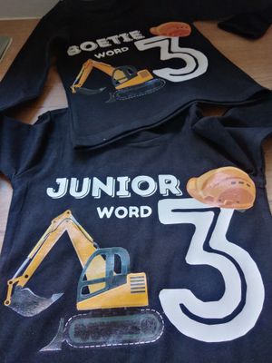 Custom Kids Jnr Word 3_Black Long Sleeve T-Shirt
