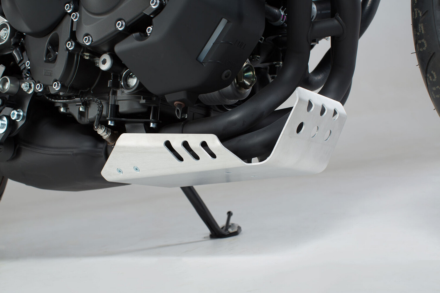 QUILLA Defensa motor BAJO XSR 900