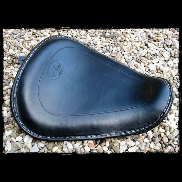 Asiento DH CUSTOM SPORTSTER de 2010  hasta actualidad