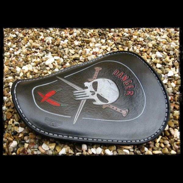 Asiento DH CUSTOM SPORTSTER de 2010  hasta actualidad