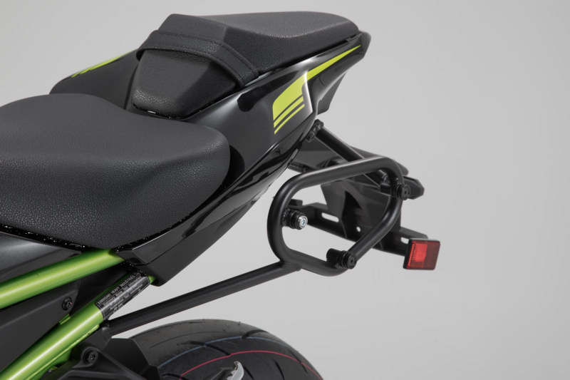 Set de soportes para maletas laterales side case Kawasaki Z900 Alforjas