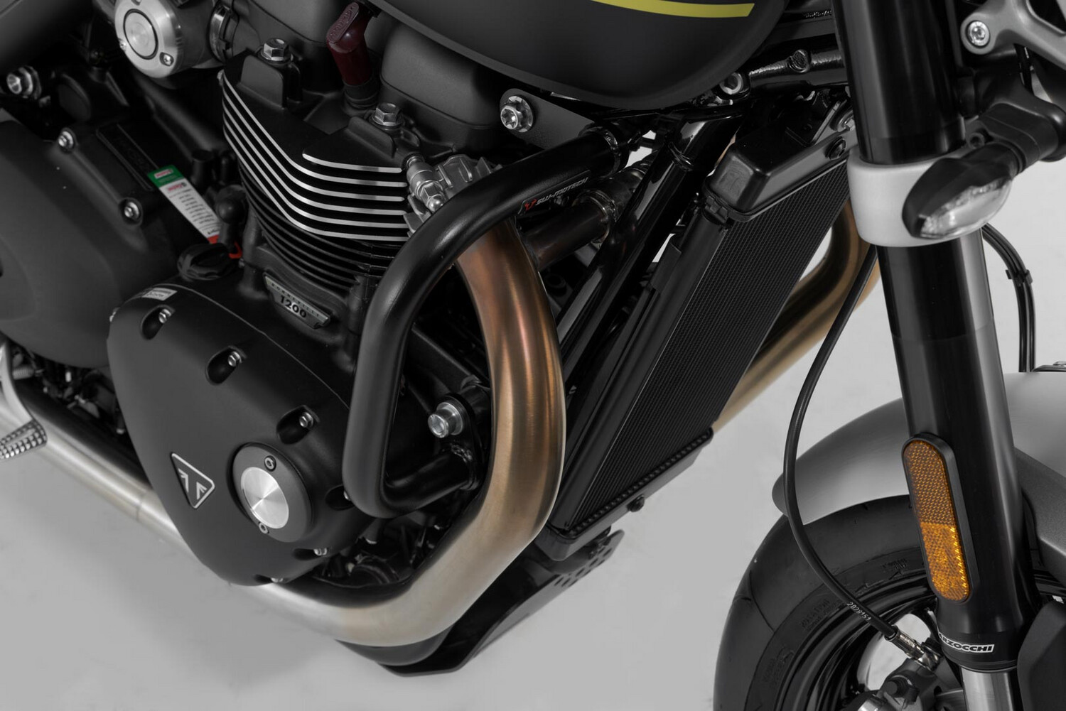 Defensas motor laterales Triumph Bonneville T100 y T120