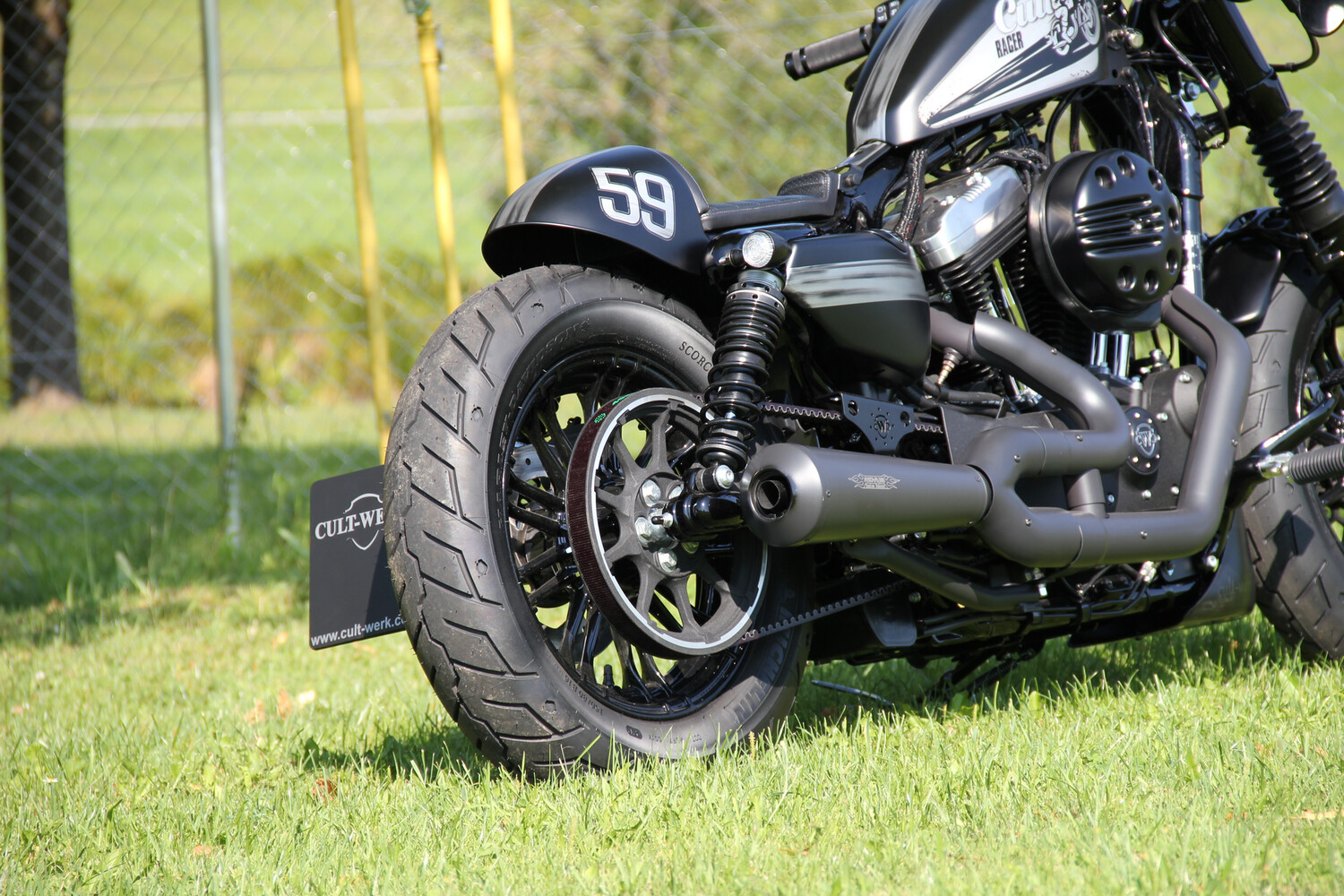 04-22 XL- Guardabarros Cafe Racer retro con asiento incluido para Sportster