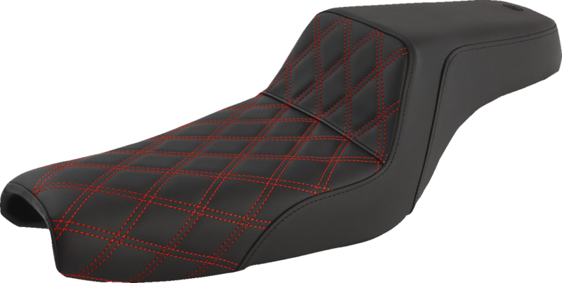 04-22 XL- Asiento Step-Up SADDLEMEN rombos costura roja Sportster