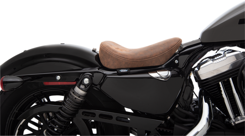 10-22 XL- Asiento individual estilo Bobber DRAG SPECIALTIES marrón Sportster