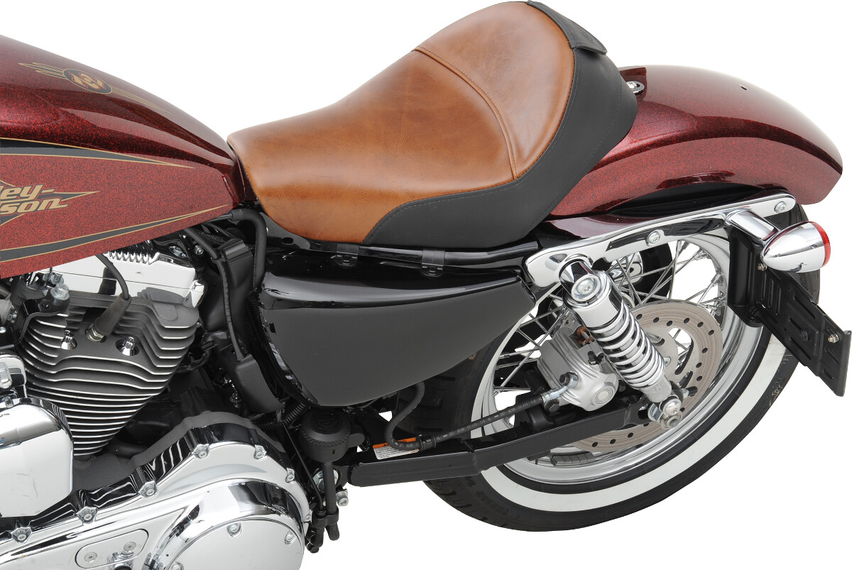04-19 XL- Asiento individual SADDLEMEN Renegade Lariat en cuero marrón Sportster