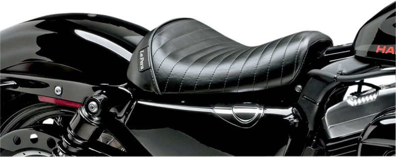 10-22 XL- Asiento individual LE PERA Bare Bones lineas rayas Sportster