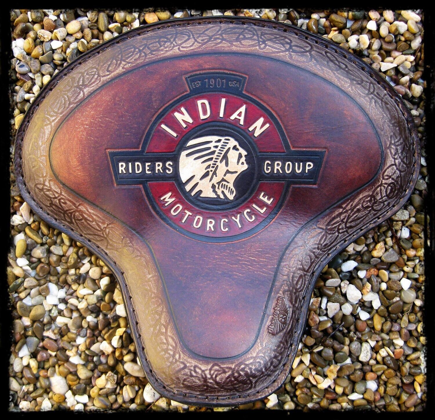 15-24 INDIAN SCOUT- Kit base + Asiento 1920 individual Bobber Monoplaza Piel