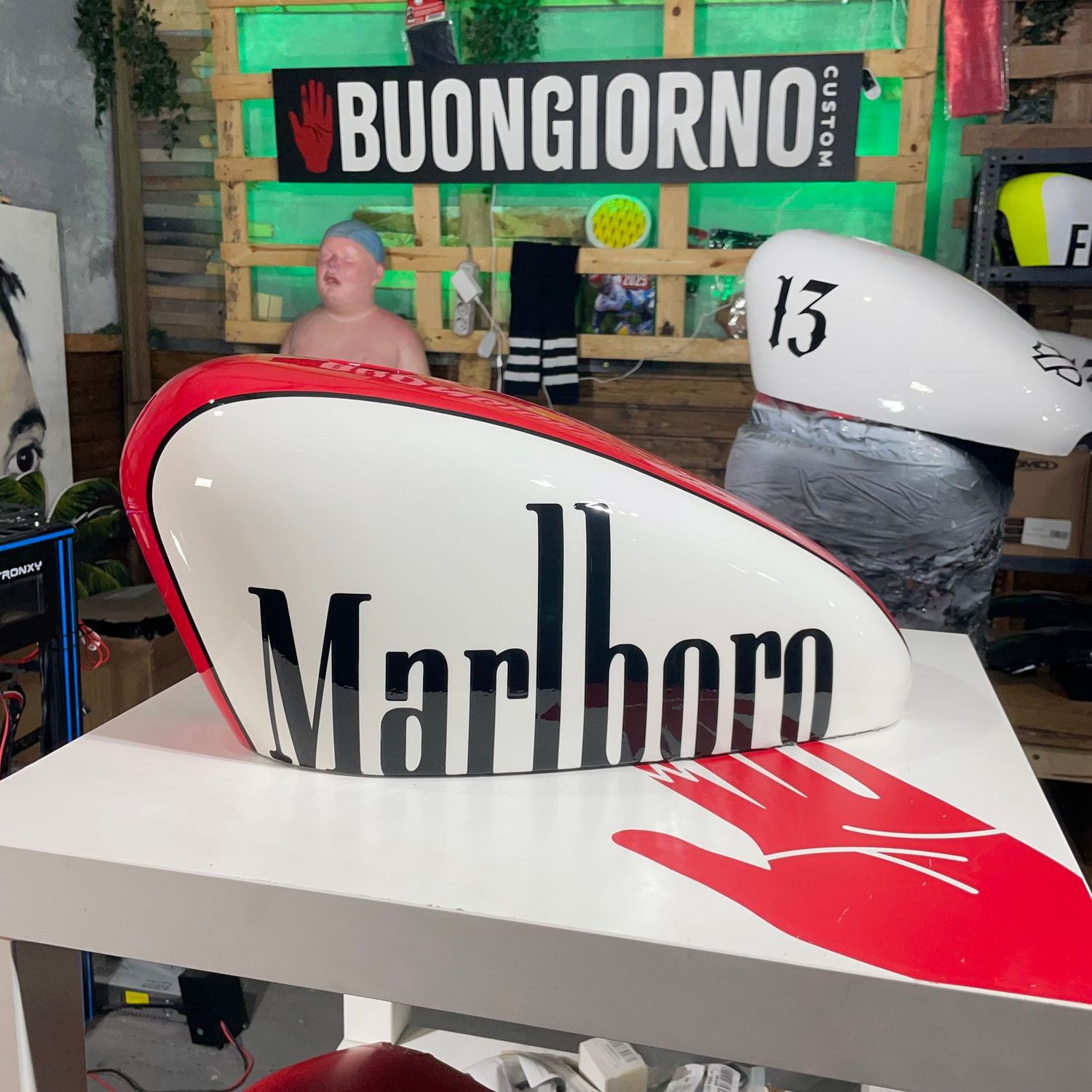1983-2022 XL- Carcasa funda cubre depósito de gasolina Marlboro Rojo para todos los años y modelos de XL Sportster