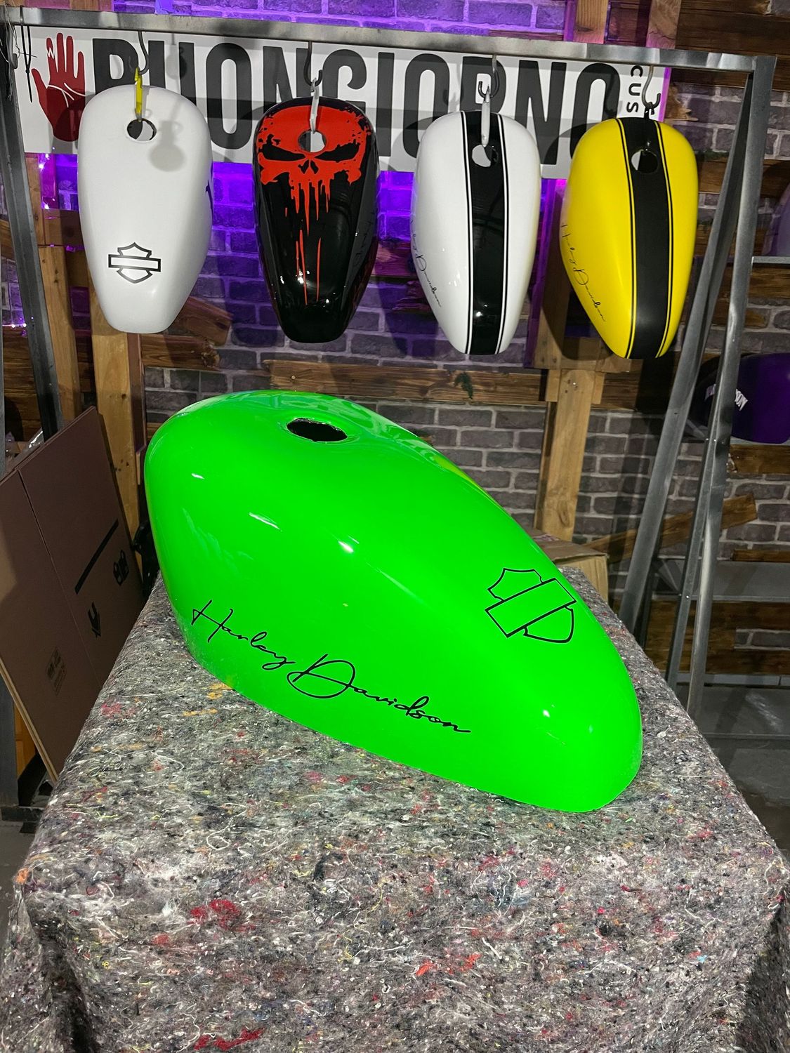 1983-2022 XL- Carcasa funda cubre depósito de gasolina Verde fluorescente brillo para todos los años y modelos de XL Sportster