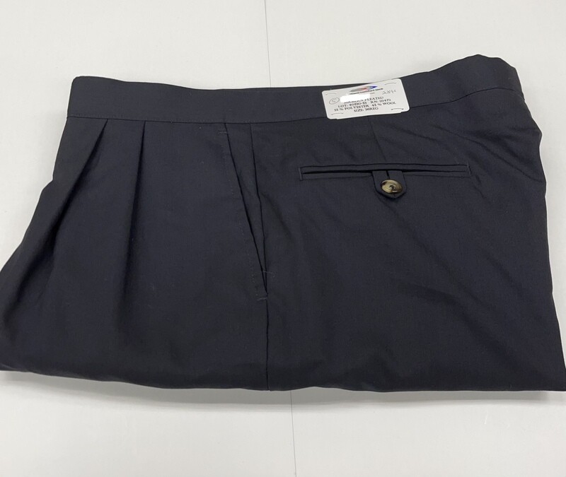 36R x 28 (up to 29.5) Genuine Milbern Comfort Tech 4 Seasons Gabardine Twill Pants - (Navy) - 55% Polyester/45% Wool - Pleated Front - Side Pocket - Washable