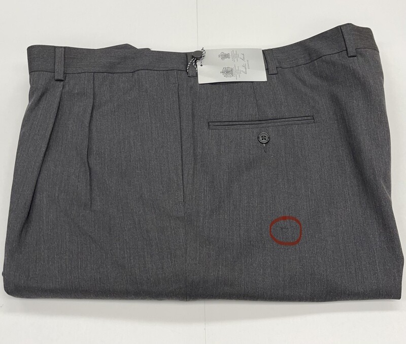 44R Genuine Austin Reed Gabardine Twill Pants- (Charcoal) - 100% Wool - Pleated Front - Side Pocket - Belt Loops Added - Slight Imperfection - Washable