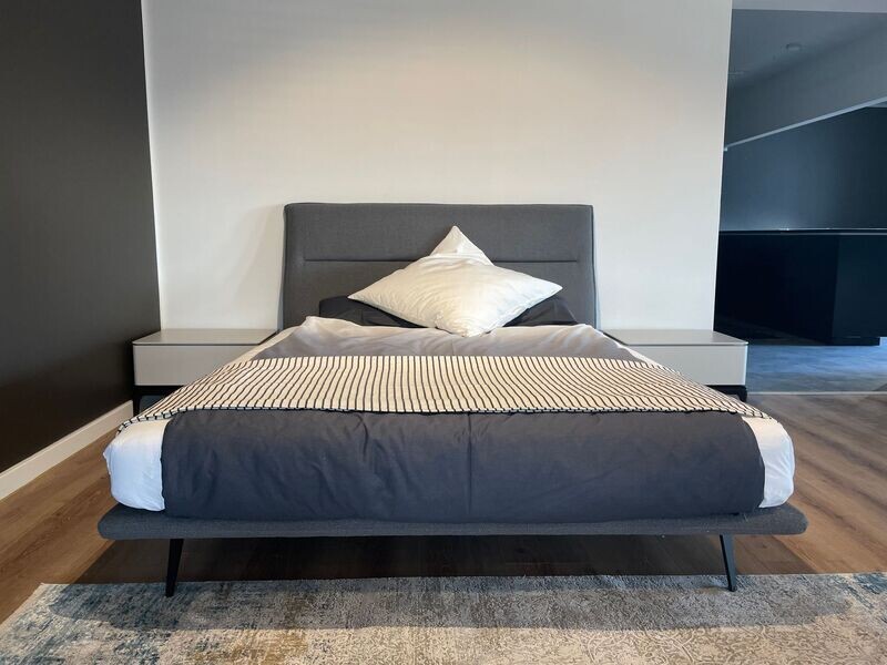 PG22 Bett, Modell JULIA, Stoff, grau, NEU! PG22 Bett, Modell JULIA, Stoff, grau, NEU!