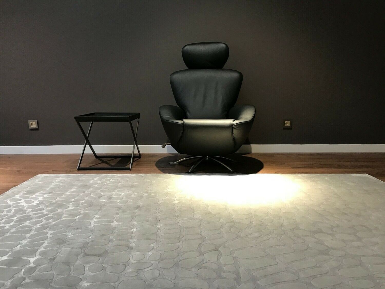 Cassina Sessel mit Funktion Modell DODO, in Leder Schwarz, w Neu!