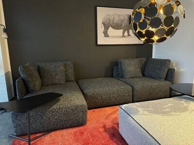 PG22 Sofa Modell Living Flat, Stoff Dunkelgrau, NEU! PG22 Sofa Modell Living Flat, Stoff Dunkelgrau, NEU!