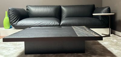 Cor Sofa Modell Jalis in Leder Schwarz Cor Sofa Modell Jalis in Leder Schwarz