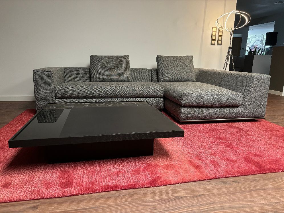 Minotti Sofa Modell Hamilton in Stoff Grau