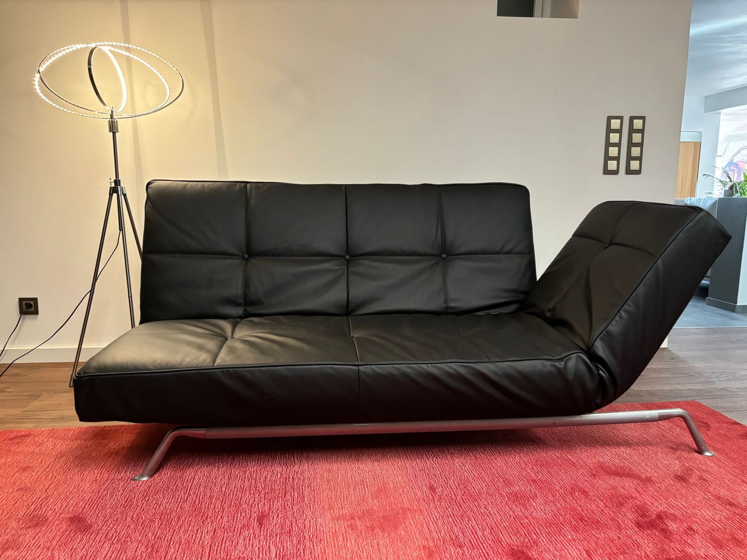 Ligne Roset Schlafsofa Modell Smala in Leder Schwarz