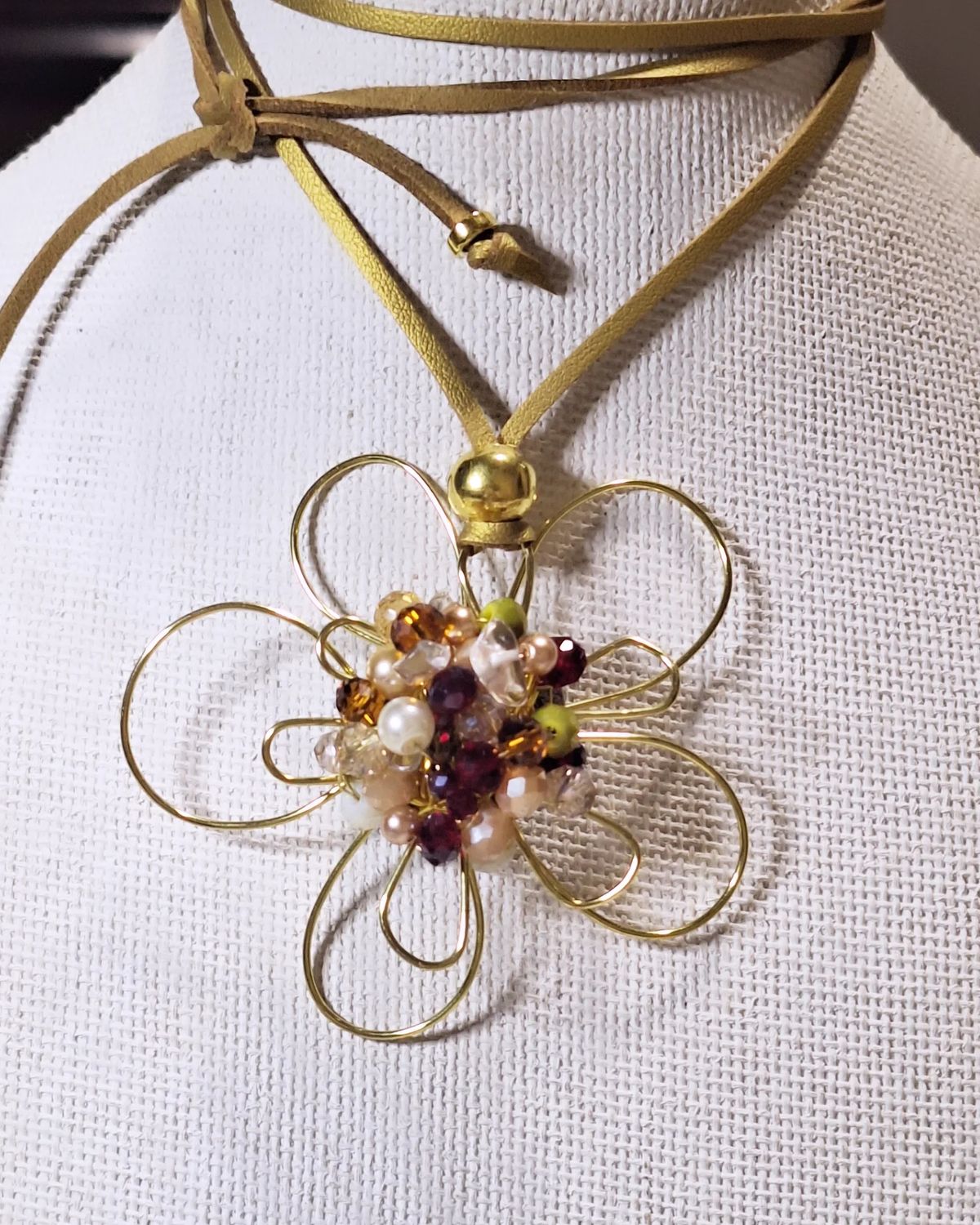 Collar VO Flower Glow