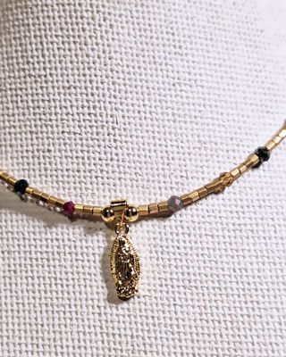 Collar Guadalupe Baño de Oro y Canutillos