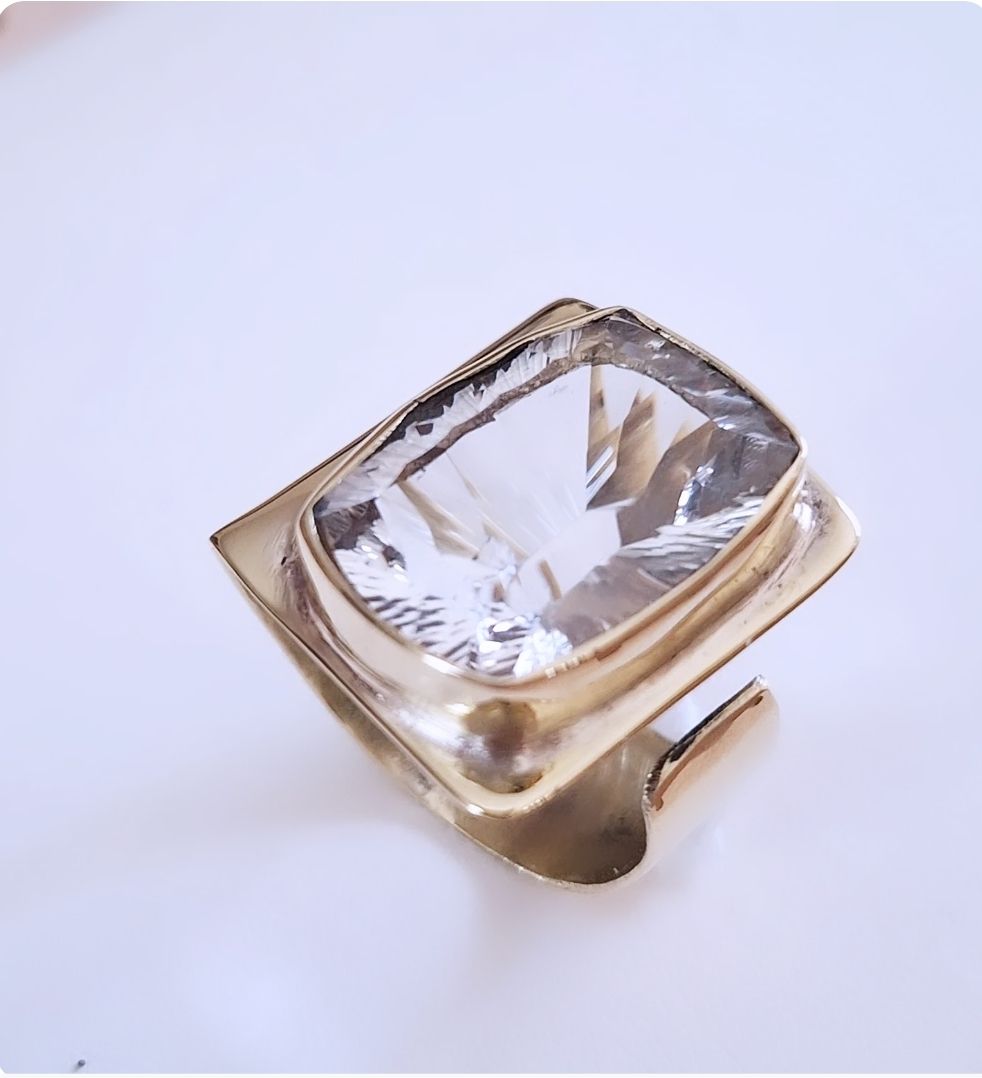 Anillo Bronce y Moissanita