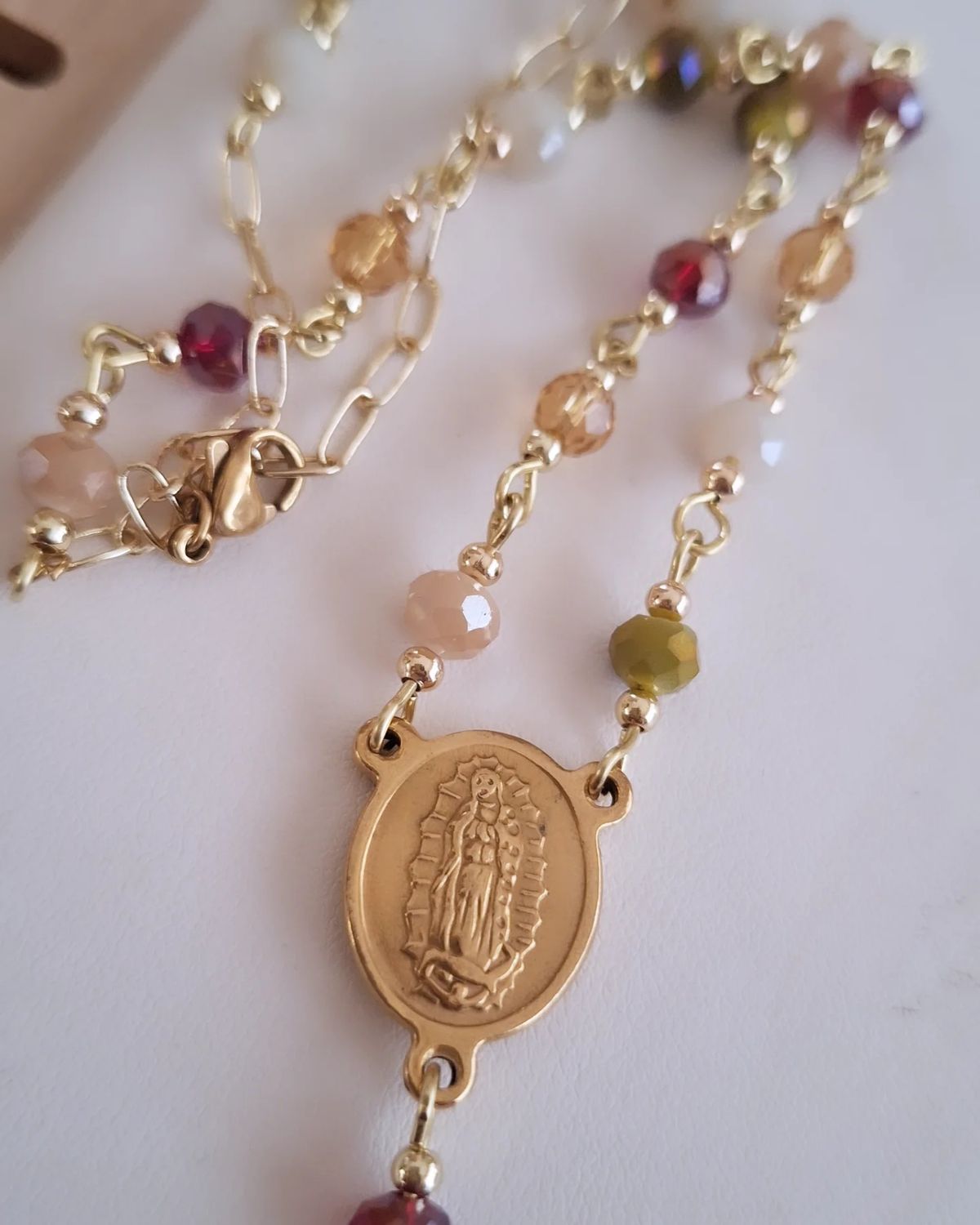 Collar Rosario Cristal y Baño se Oro