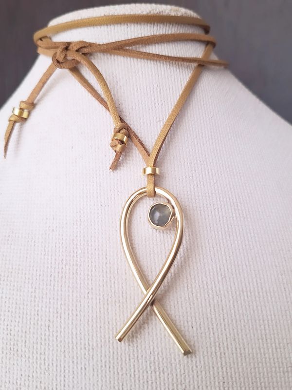 Collar Pez Christ Bronce y Aguamarina