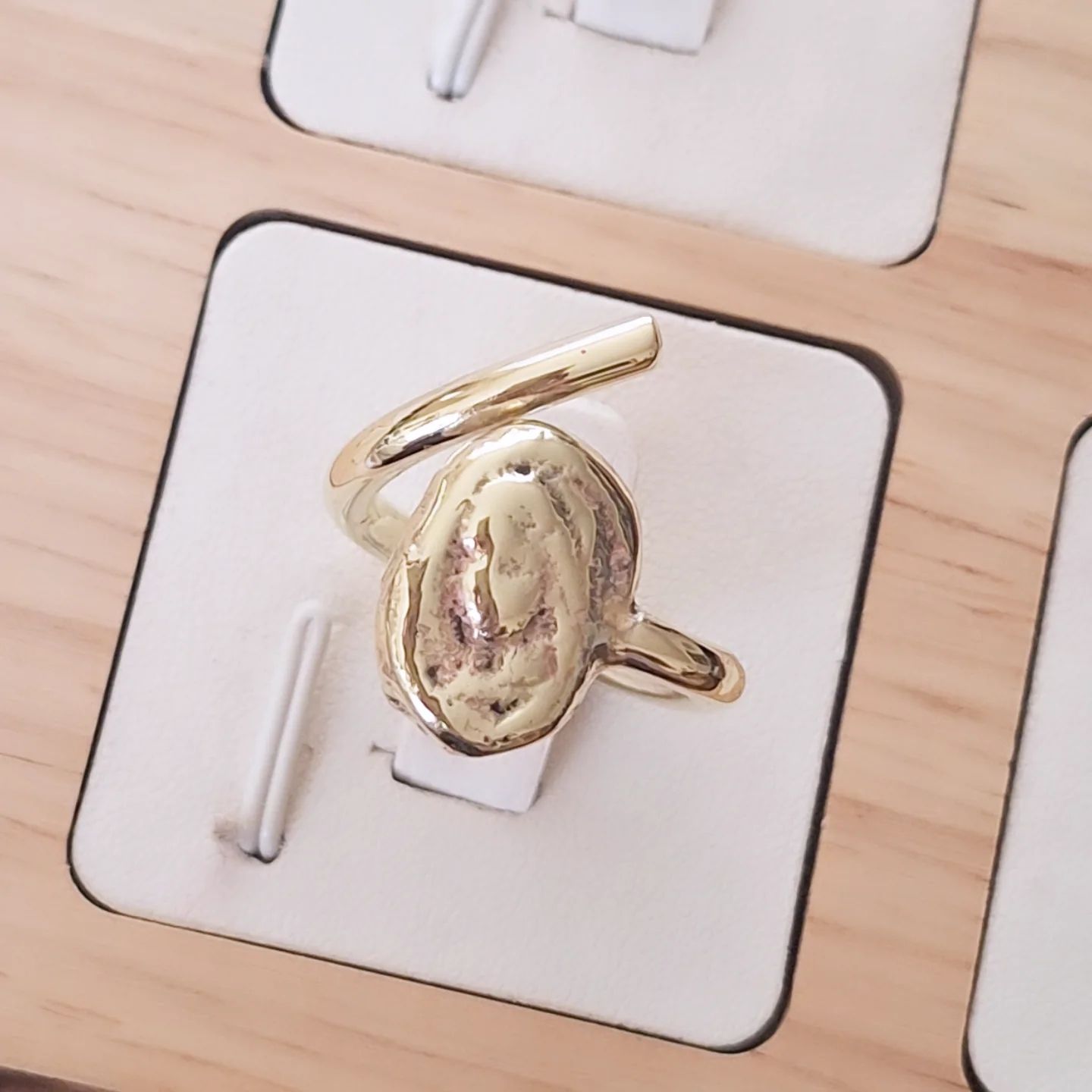 Anillo Ancient Bronce Macizo María