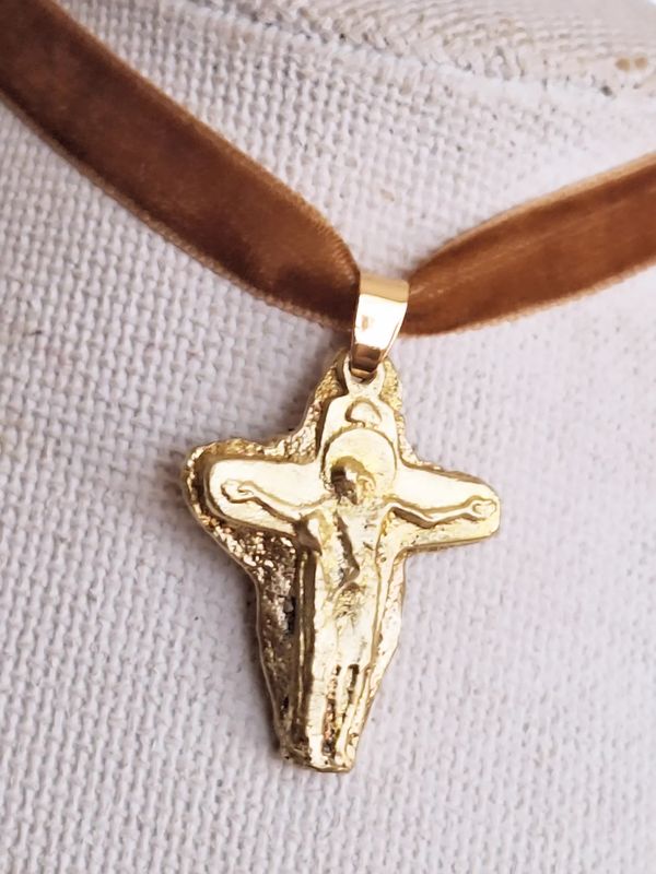 Collar Cruz de la Unidad Bronce Macizo