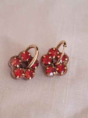 Caravanas Amelia Flor Roja