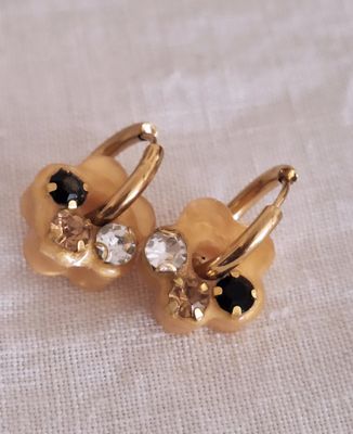 Caravanas Amelia Flor con Negro