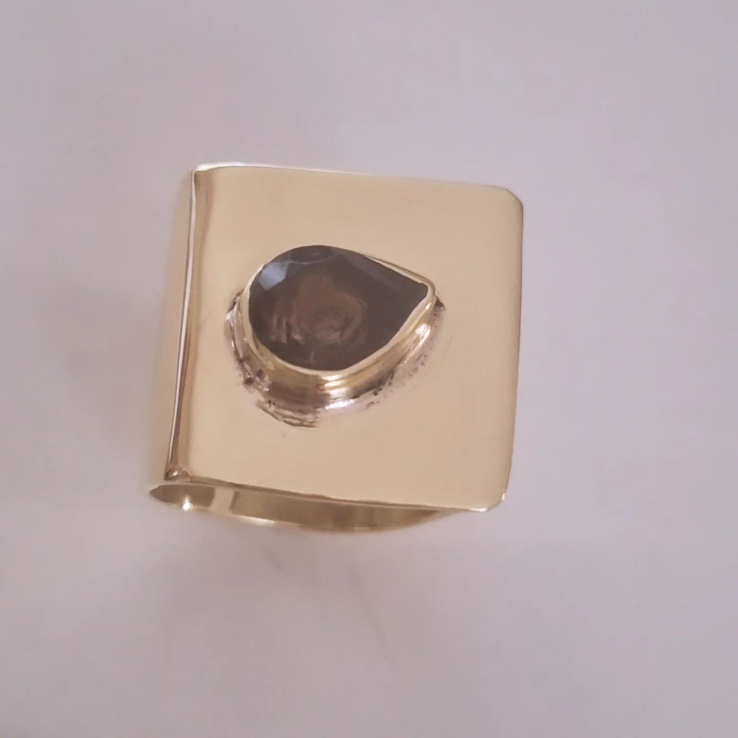 Anillo Chevallier Bronce y Cuarzo Smoke