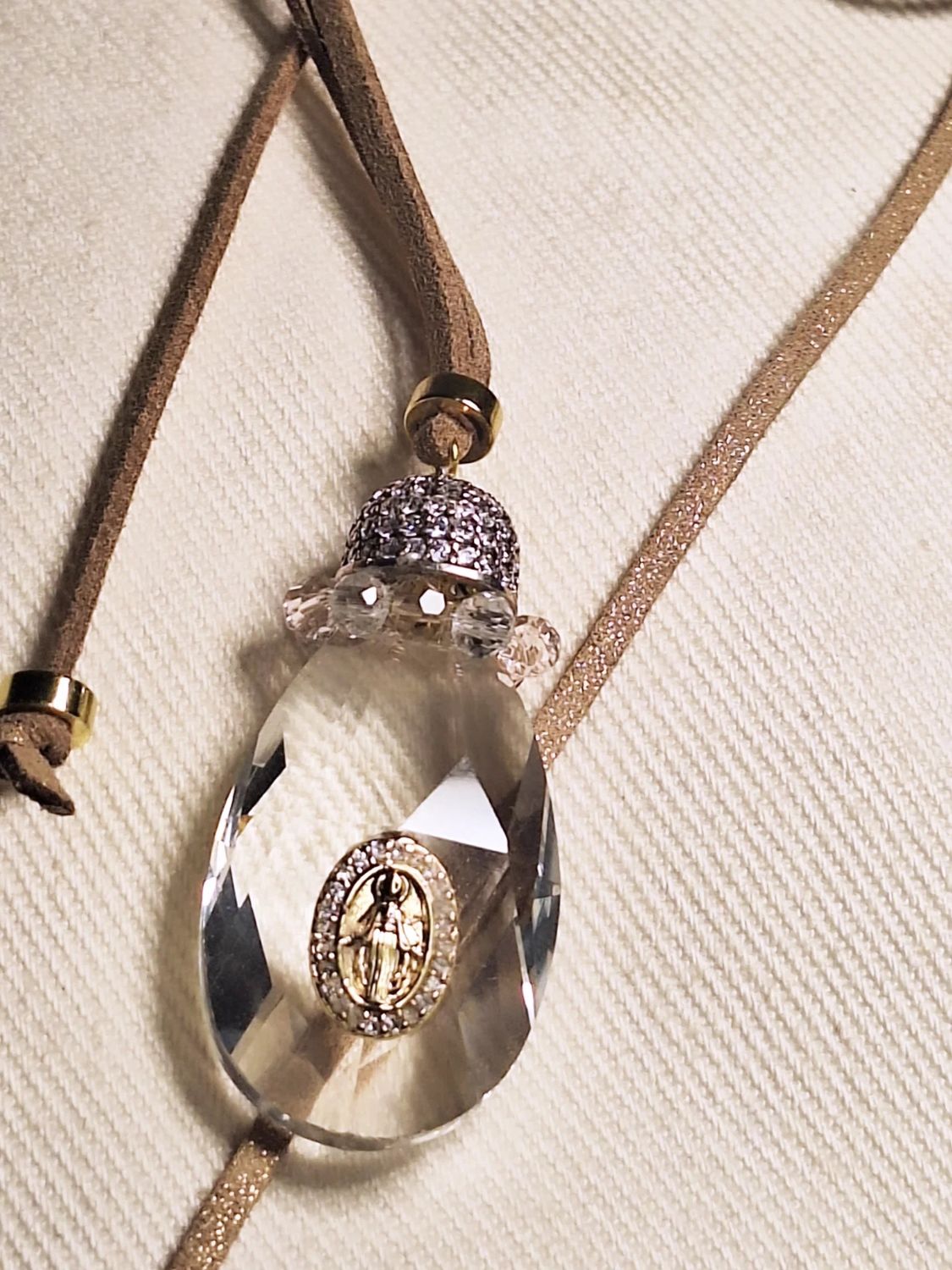 Collar Long Milagrosa