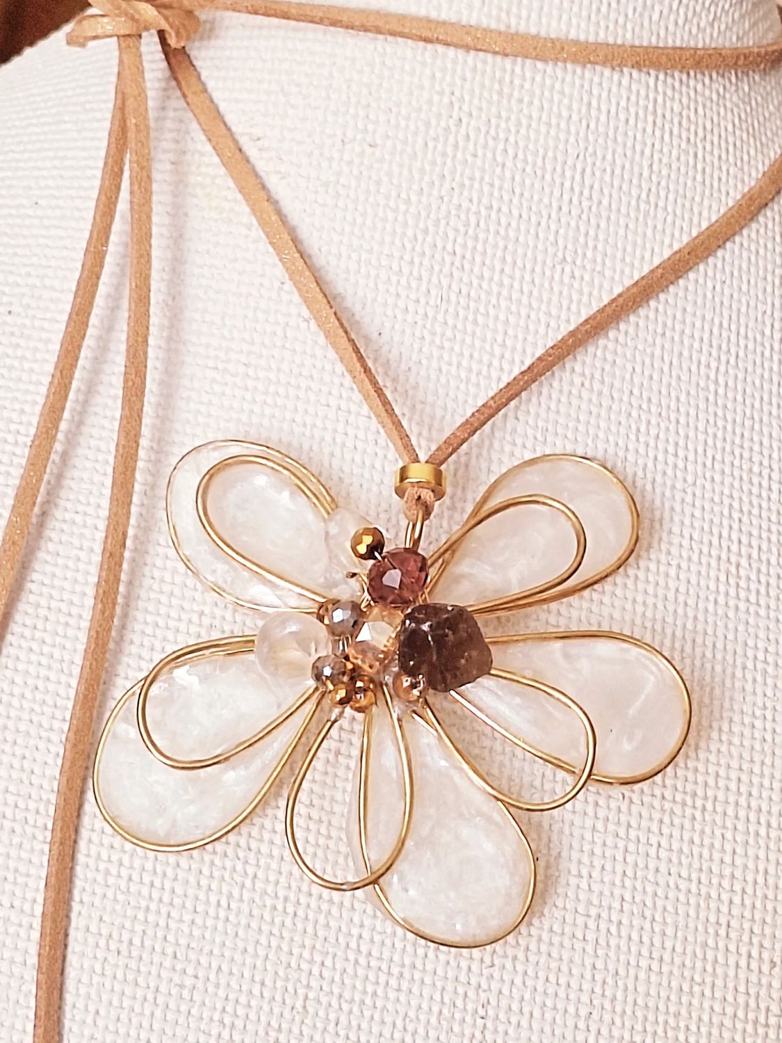 Collar VO Flower Nuevas!