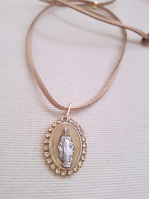 Collar Milagrosa Homenaje