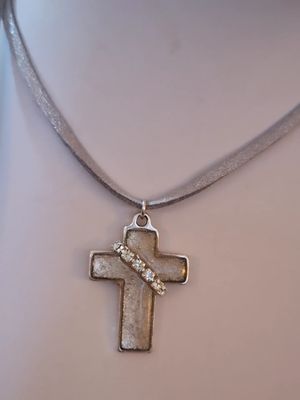 Collar Cruz VO Plis