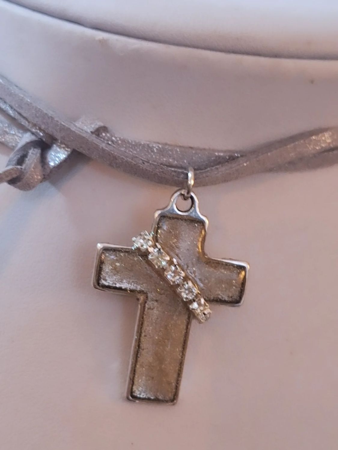 Collar Cruz VO Plis