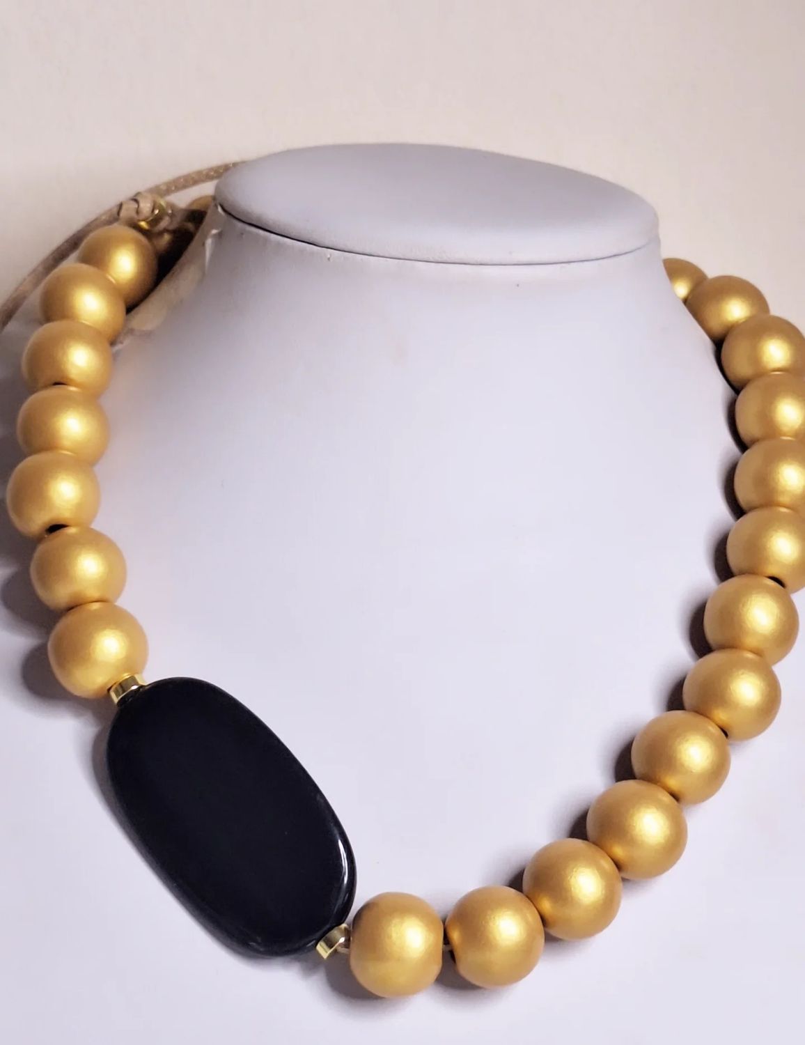 Collar VO Big Vilma