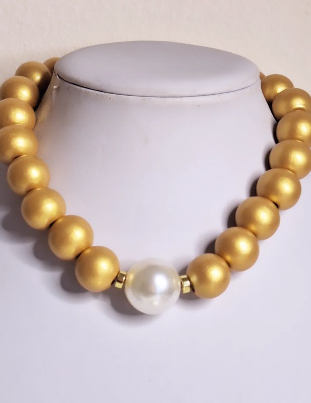 Collar VO Big Vilma
